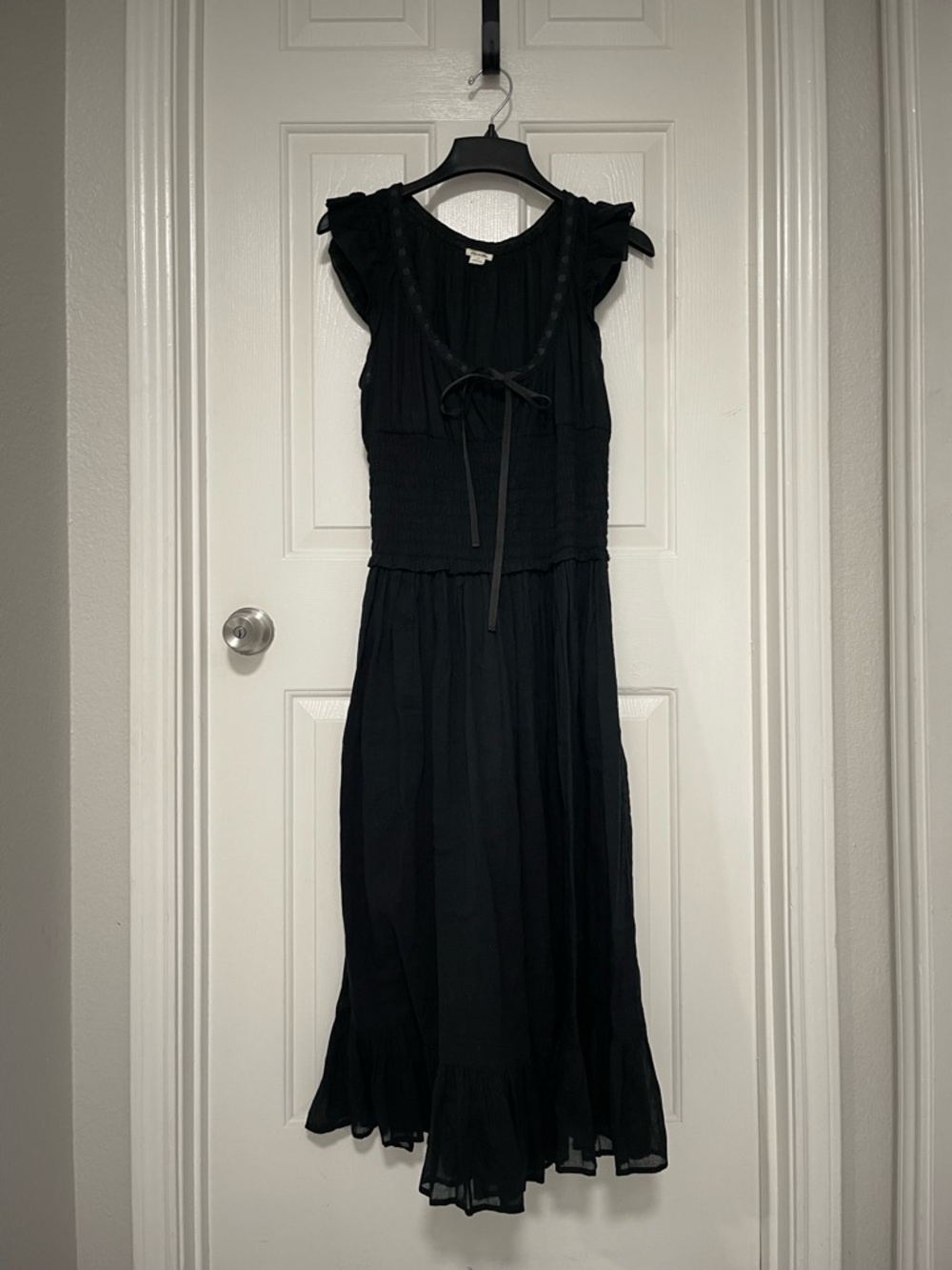 Kimchi Blue Black Ruffle-Trim Midi Dress